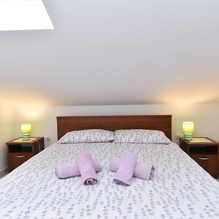 Apartments Luni II 巴斯卡 外观 照片