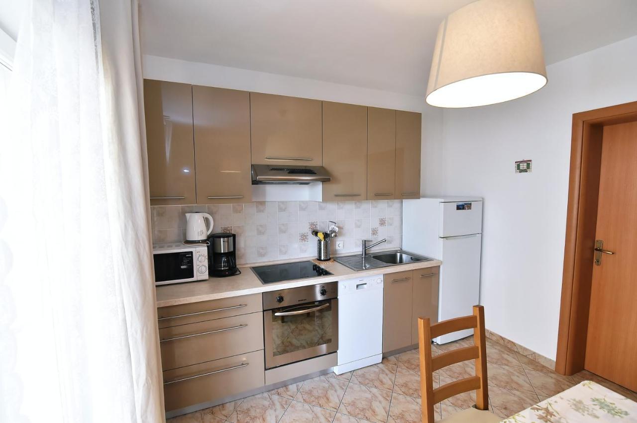 Apartments Luni II 巴斯卡 外观 照片